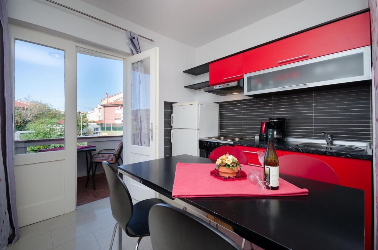Apartments Helena Lopar Ngoại thất bức ảnh